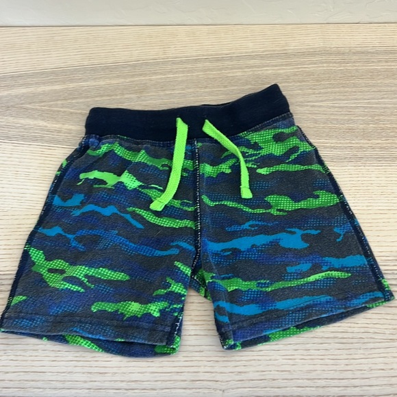 The children place shorts set 2 - Picture 2 of 4